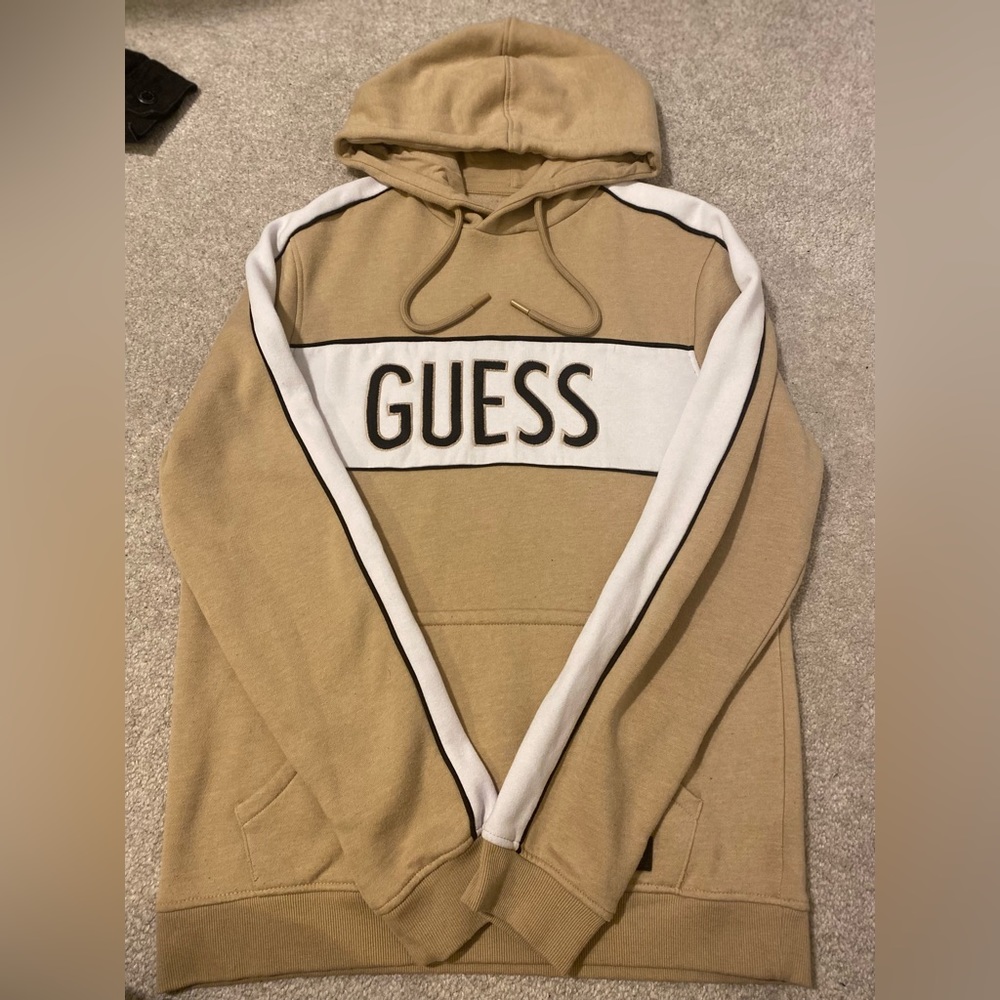 BEIGE GUESS HOODIE